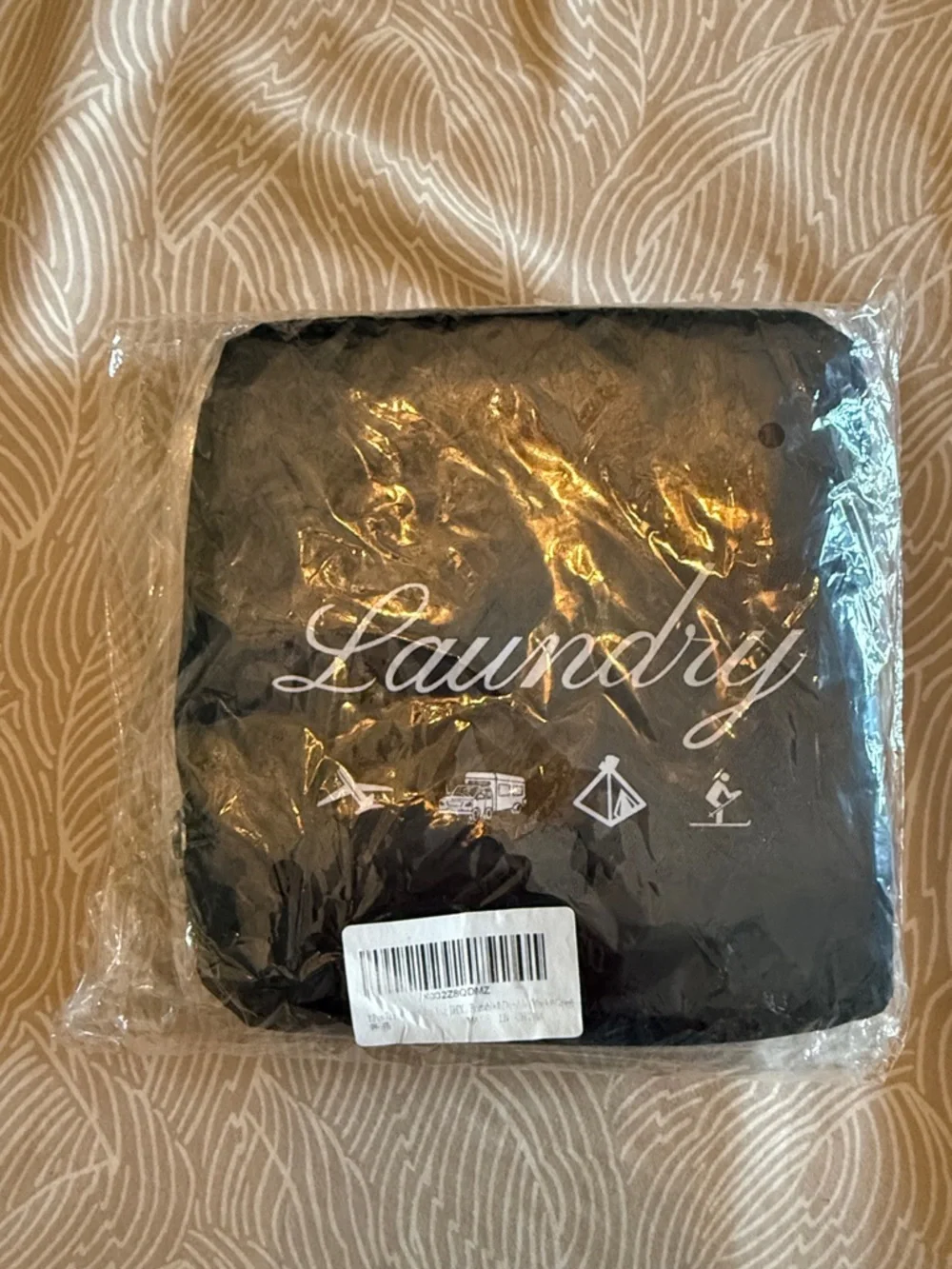 NWT! 2 Pack Laundry Travel Bags (Black & Silver)